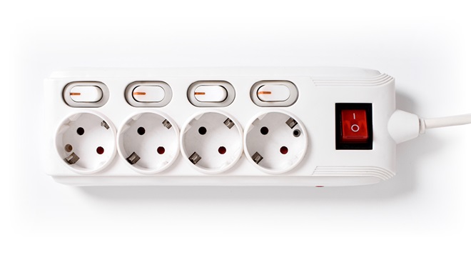 Regleta eléctrica con interruptores individuales